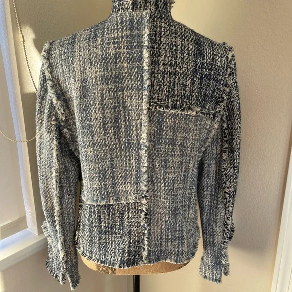 Akris Punto Long Sleeve Tweed Jacket. 10 - Picture 2 of 10